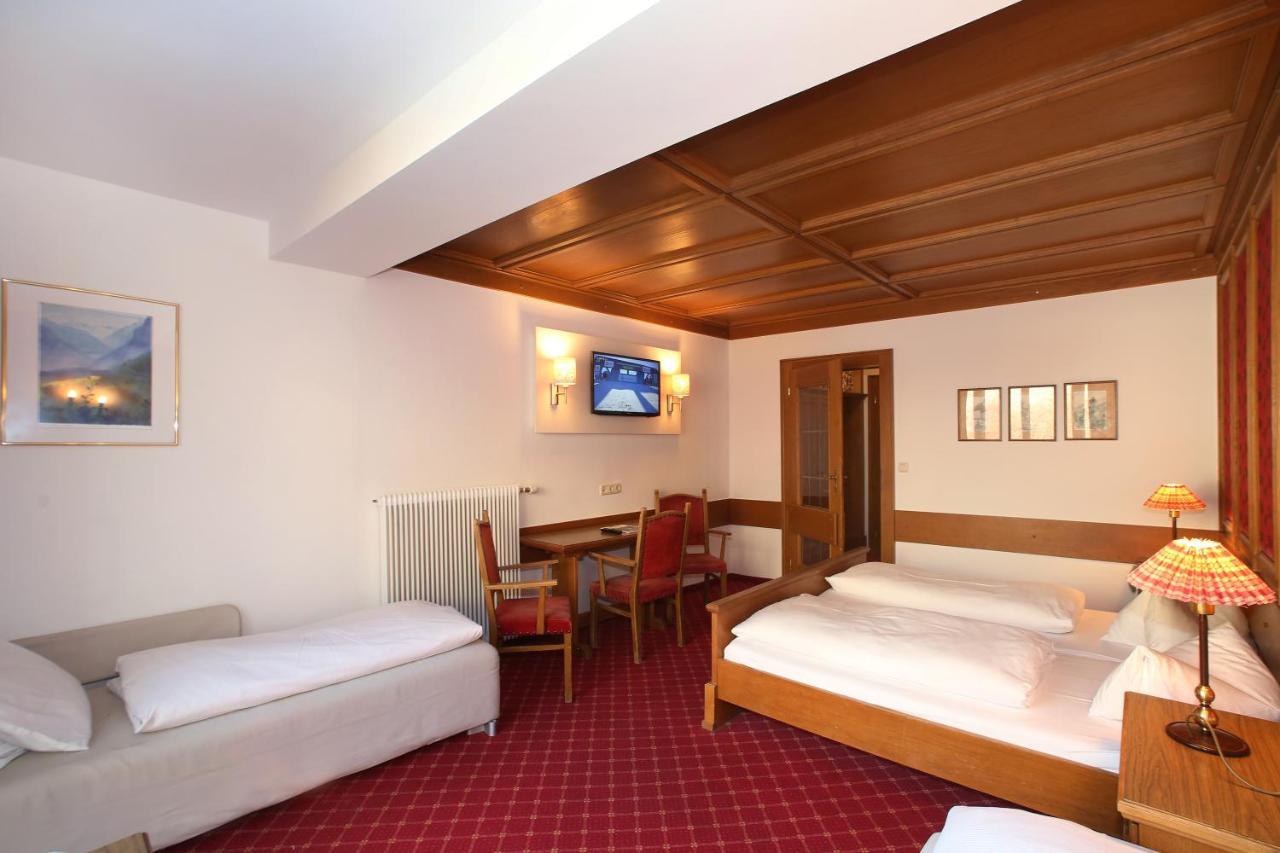 Hotel Lukashansl Hundsdorf  Екстер'єр фото